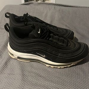 Black men’s Air Max 97 size 10